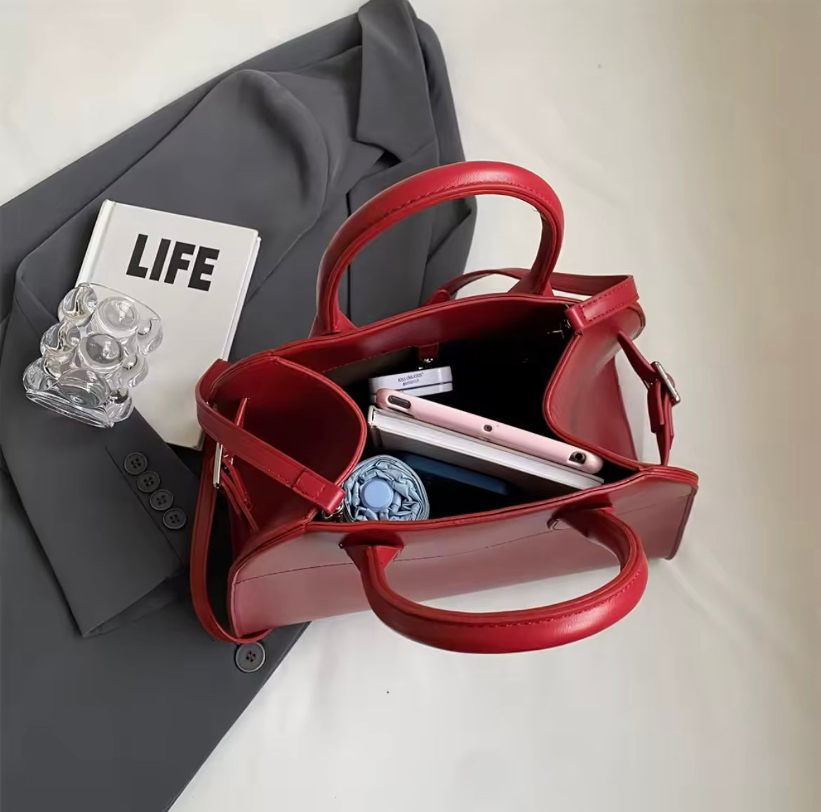 Moods boutique retro minimalist handbag