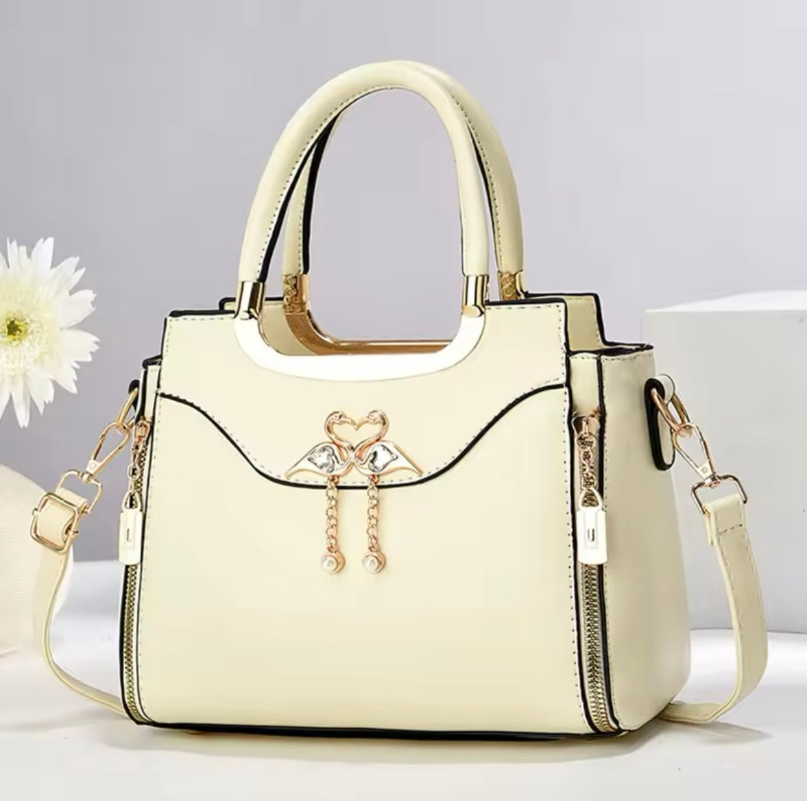 YSKHYs small chic faux leather swan gems handbag