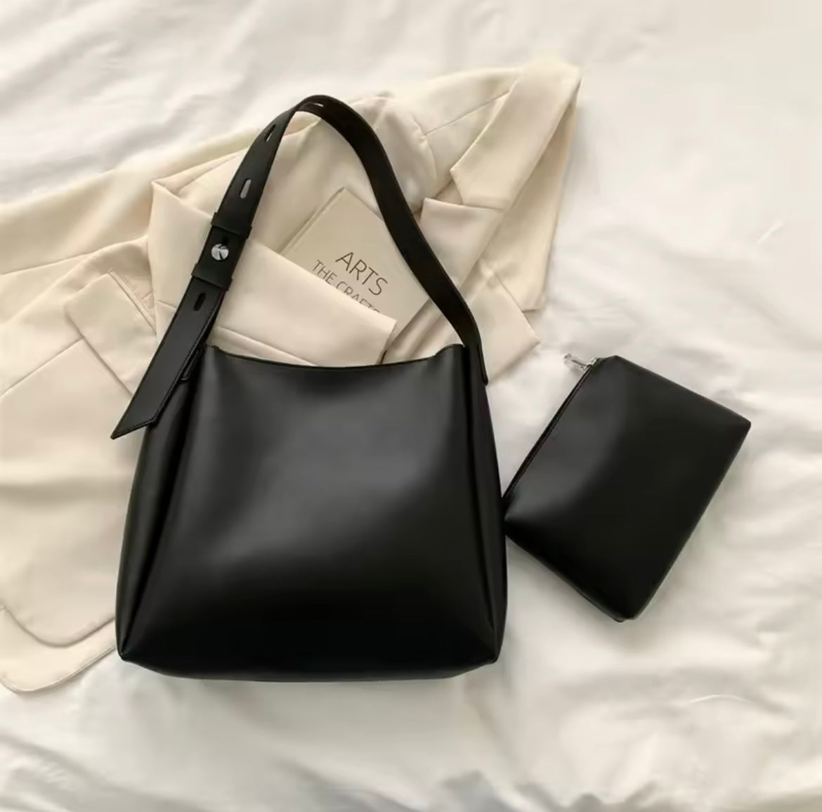 Faux leather high capacity minimalist shoulder handbag