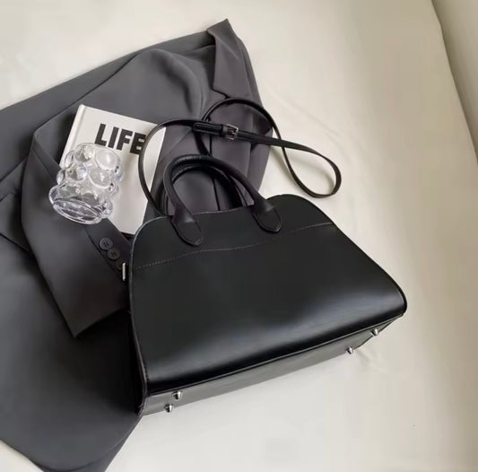Moods boutique retro minimalist handbag