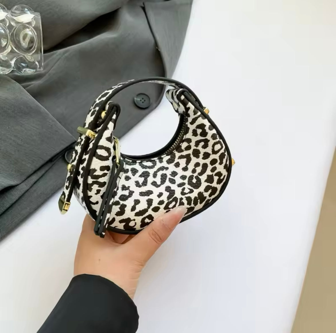 Leftsides faux leather mini leopard pattern purse handbag