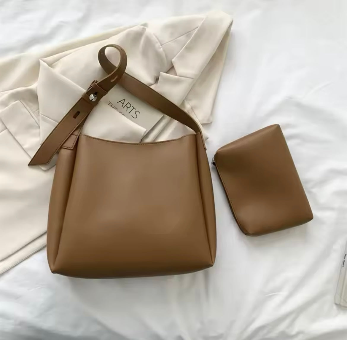 Faux leather high capacity minimalist shoulder handbag